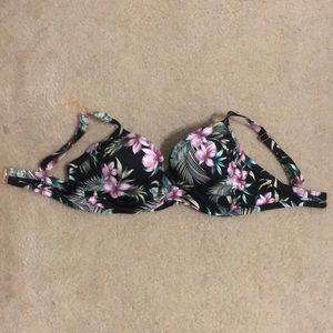 Woman’s bikini top